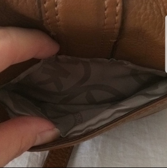 MK Charleston Crossbody - Picture 6 of 8